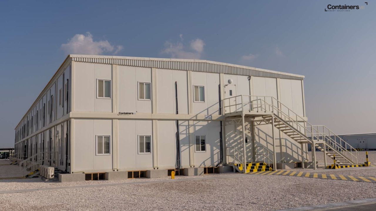 temporary living quarters made using modular mobile container by containers me